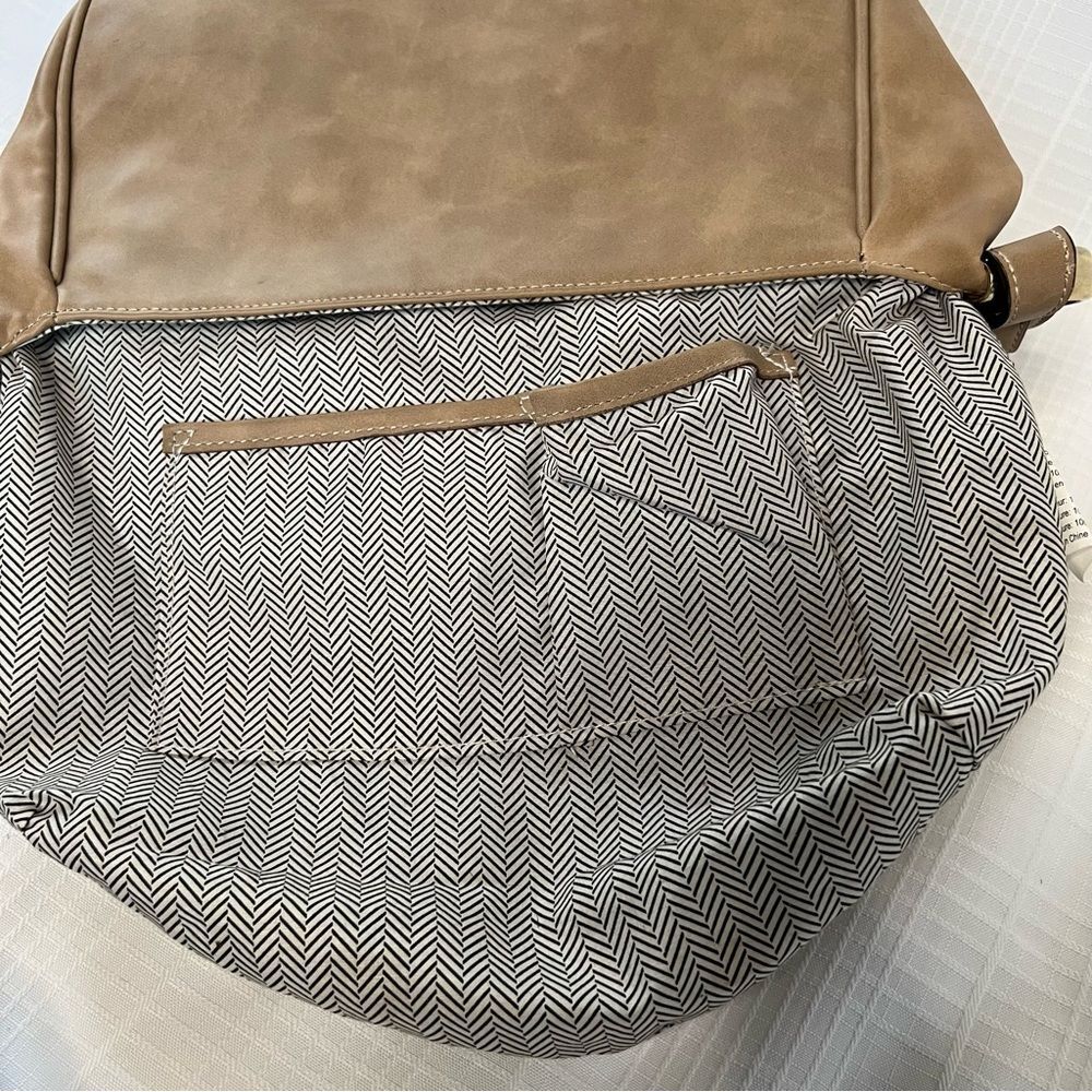 Steve Madden Vegan Flap Messenger Crossover Mocha Tan Shoulder Bag Purse - Picture 10 of 16